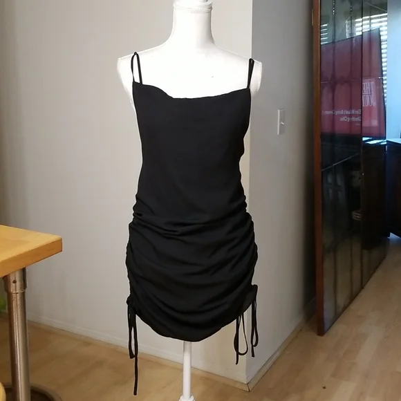 Forever 21 | Dresses | Forever 2 Black Mini Dress Adjustable Spaghetti  Straps Adjustable Length Sexy | Poshmark